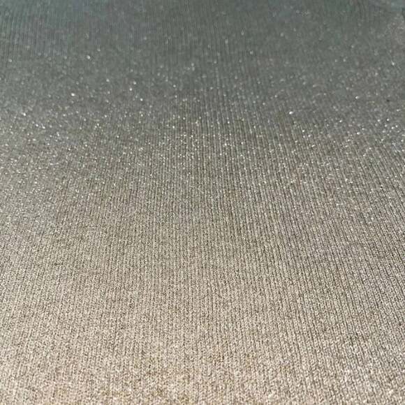 🌟 VTG Y2K Liz Claiborne Lizsport Petite Gold Shimmer Holiday Ruffle Sweater PS - Picture 12 of 13